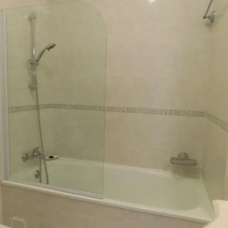 Tropical Rocha Портиман